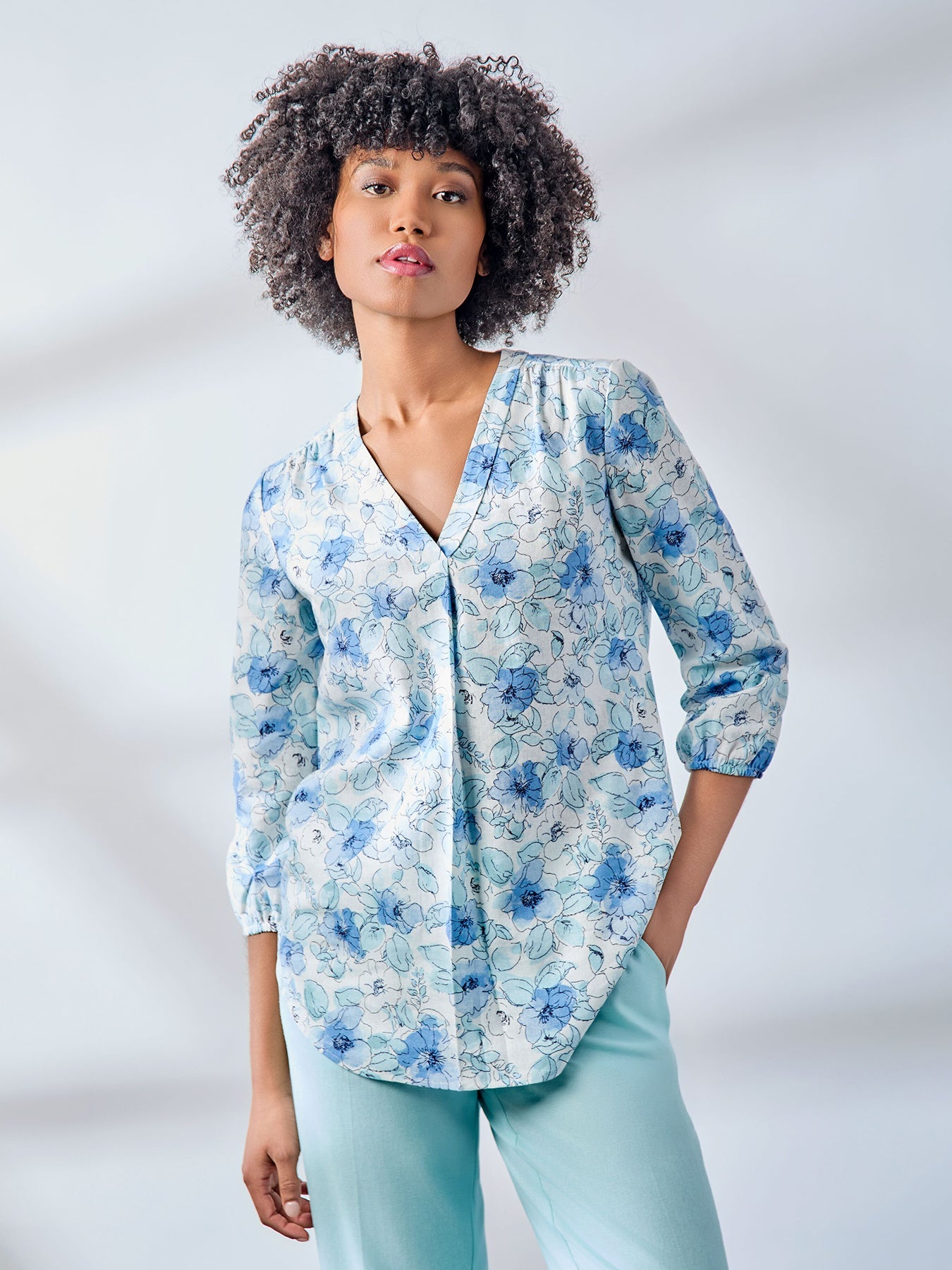 Plus Print V-Neck Pleated Kelly Blouse, Linen Blend