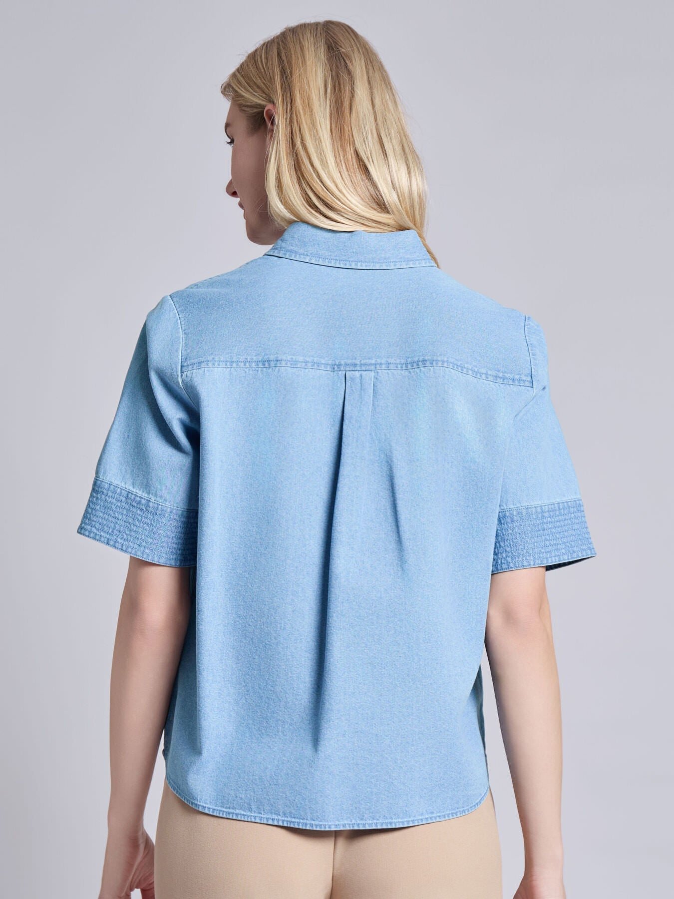 Short Sleeve Button Front Top, Chambray
