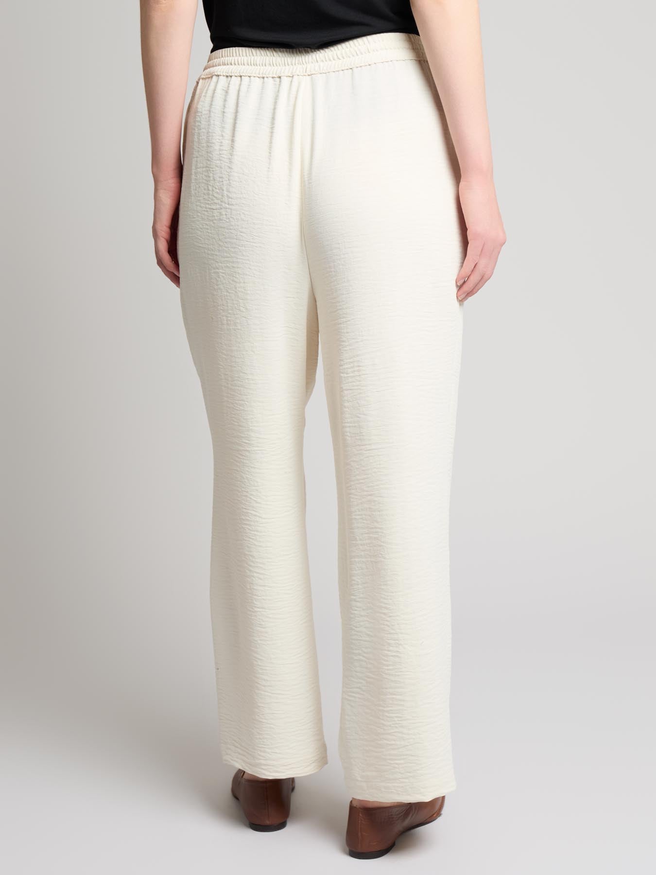Plus Pull-On Textured Wide Leg Pant
