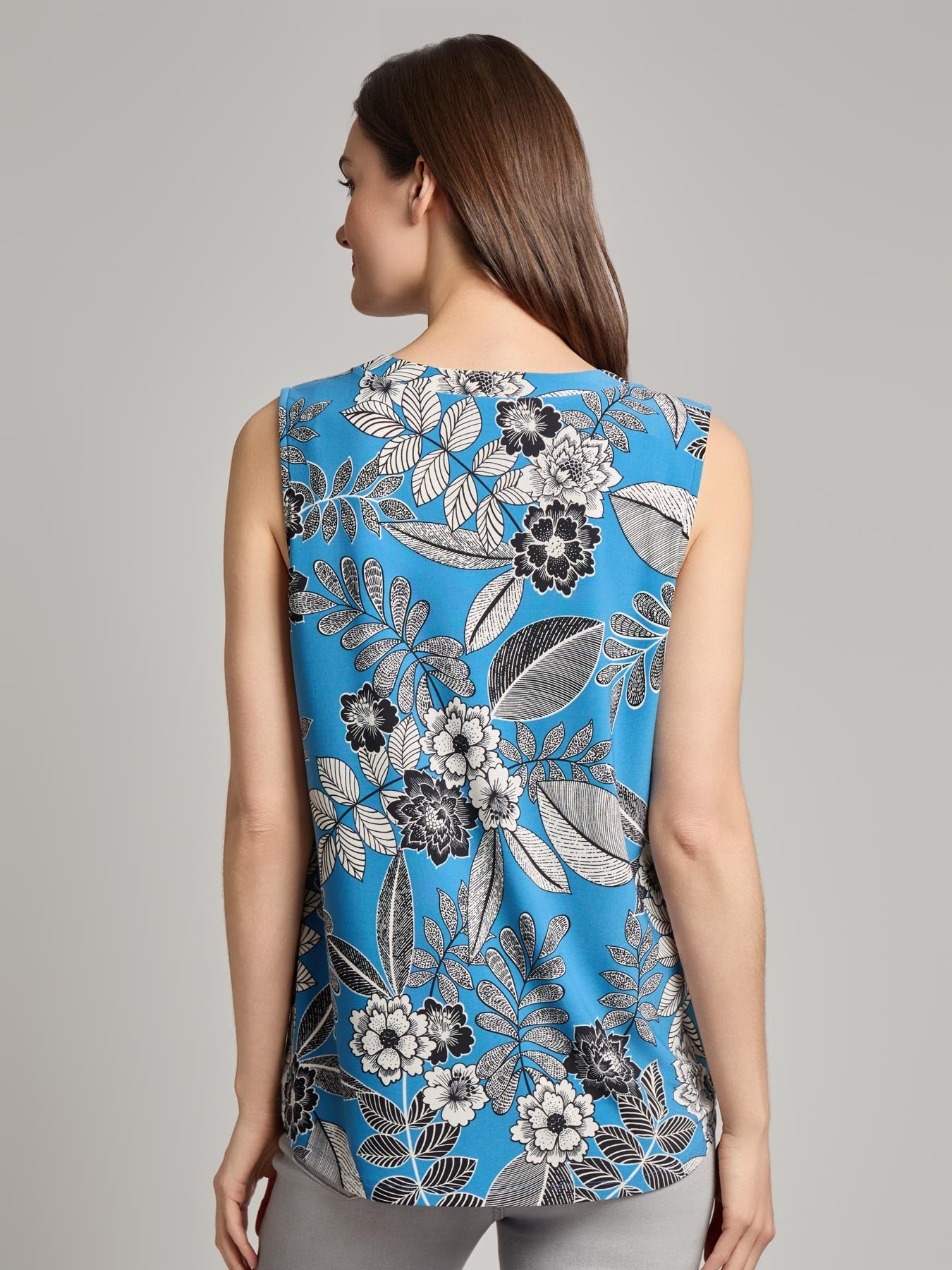 Sleeveless V-Neck Pleat Front Blouse