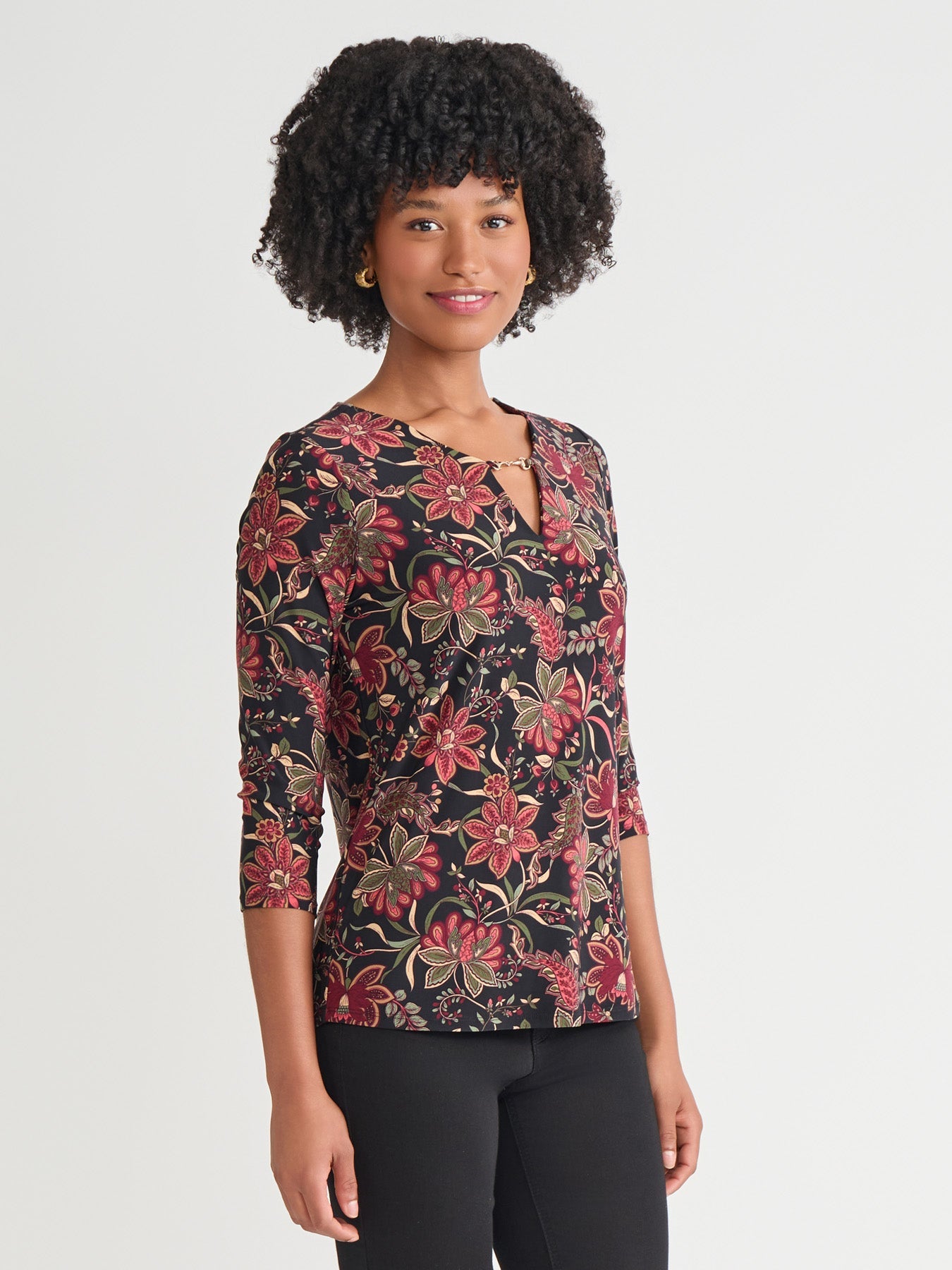 Petite Keyhole Neck Floral Pullover Top