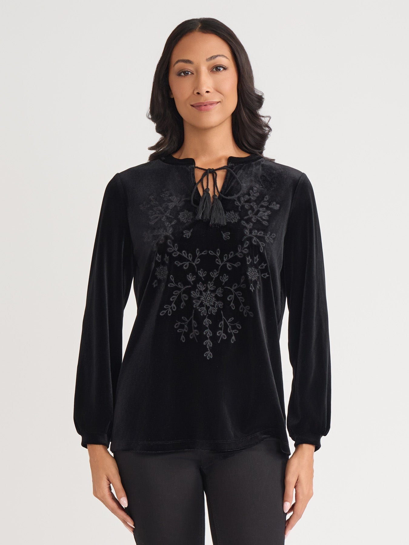 Embroidery V-Neck Velour Top