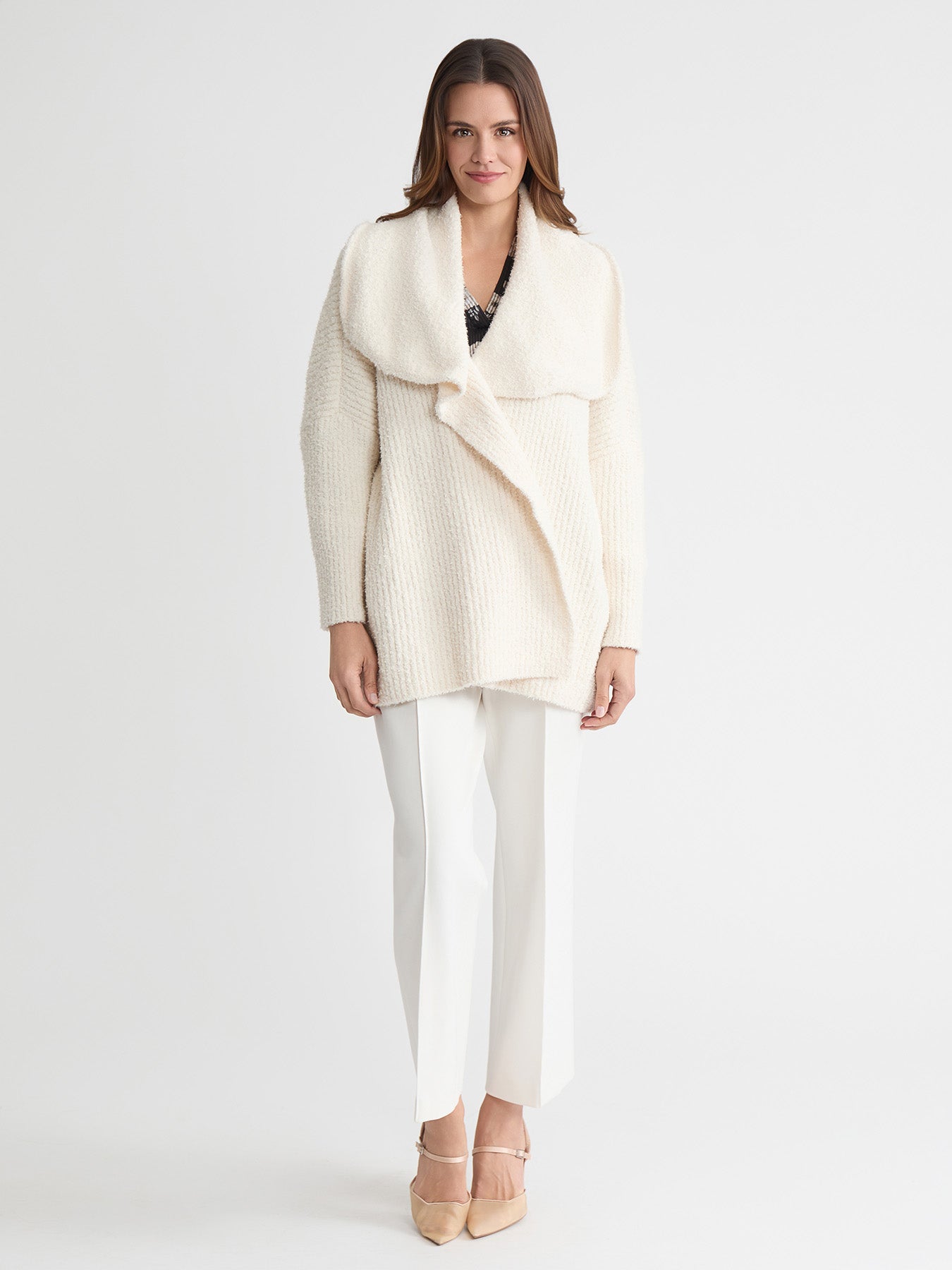 Wide Collared Cardigan